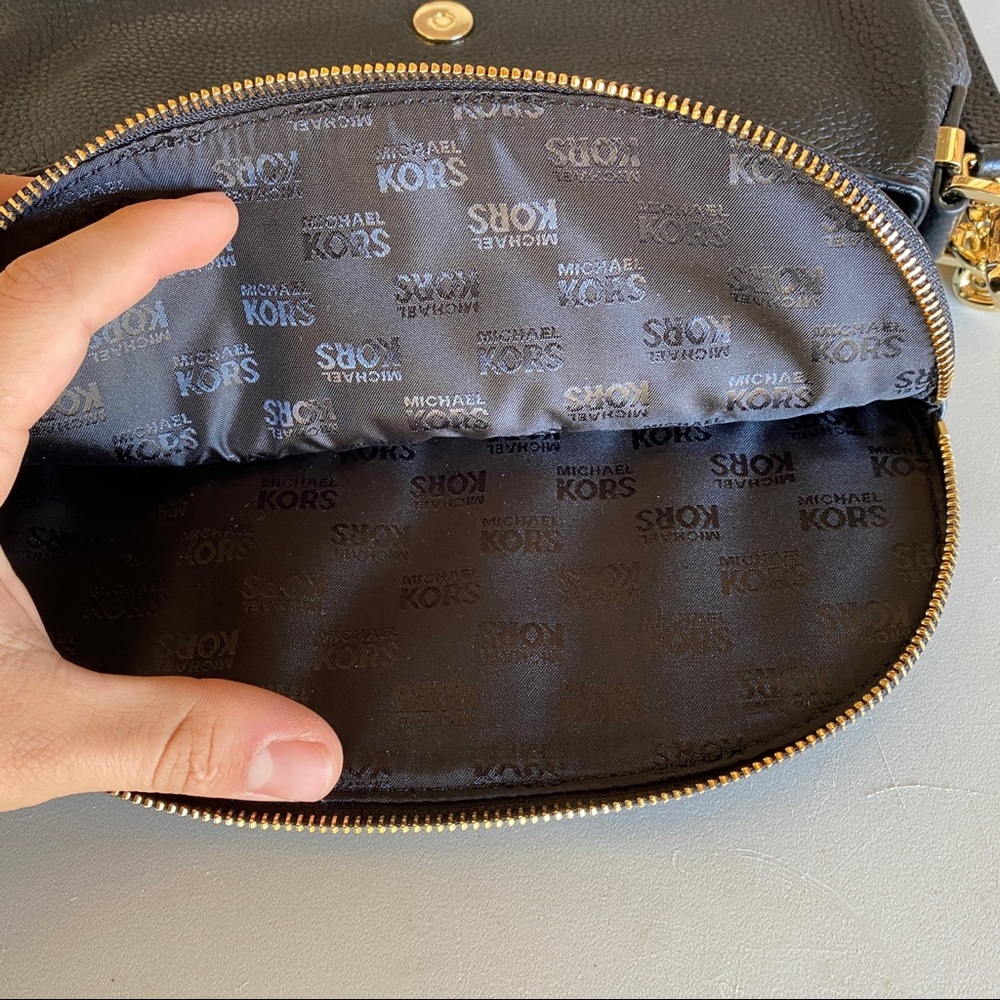 Beautiful Black Leather Michael Kors Purse - Picture 8 of 11